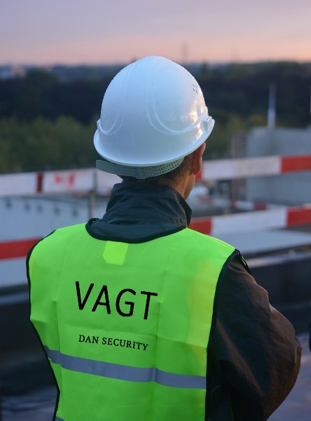 VAGT 444x600